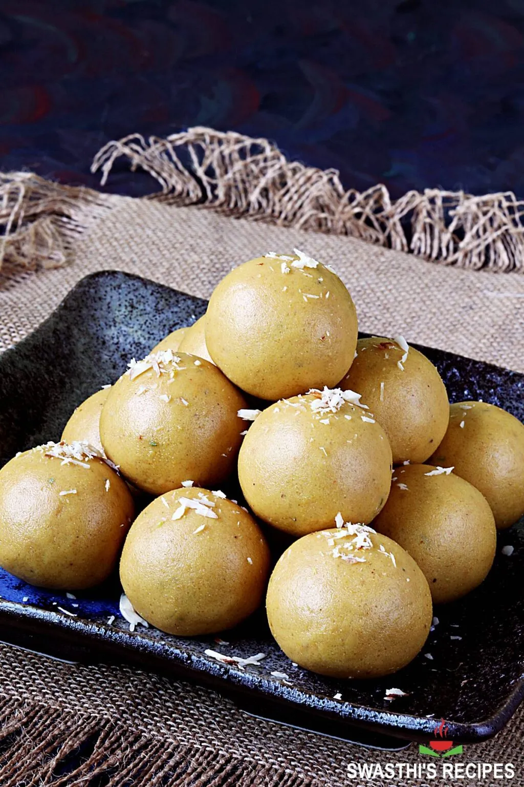Besan Ladoo